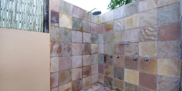 Lupus Den Country House B&B Sunland Bagian luar foto