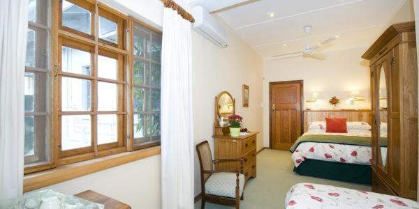 Lupus Den Country House B&B Sunland Bagian luar foto